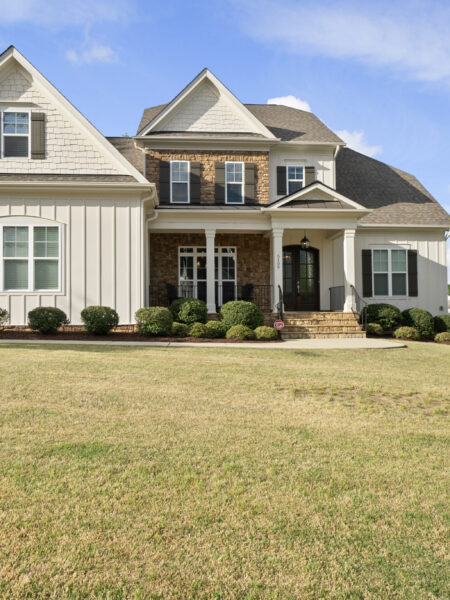 5109 Wainscott Way Raleigh - Sinnett Realty Group