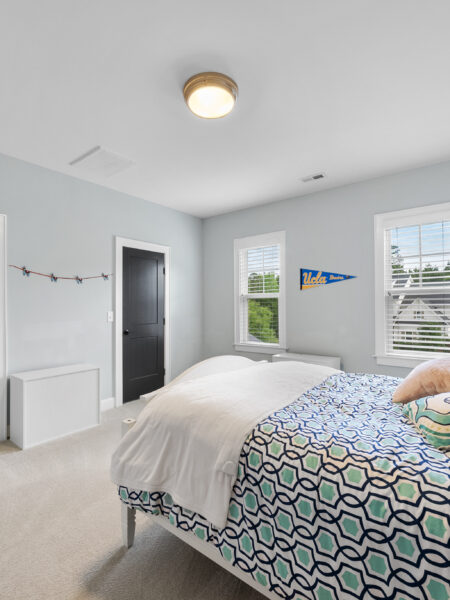 5109 Wainscott Way Raleigh - Sinnett Realty Group