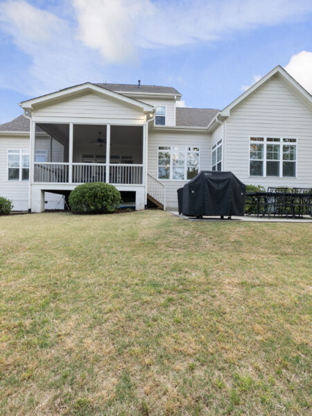 5109 Wainscott Way Raleigh - Sinnett Realty Group